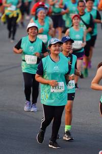 BIB: 53165, 53321
                            <button type="button" onclick="openModal(10517184)" class="btn btn-primary btn-sm float-right btn-popup" data-toggle="modal" data-target=".modal-high-quality">
                        <i class="fas fa-shopping-cart"></i> Add to Cart
                    </button>
                                            <button type="button" onclick="isThisMe(10517184, true)" class="btn btn-success btn-sm float-right btn-popup btn-isme hidden" data-toggle="tooltip" data-placement="bottom" title="นี่คือรูปของคุณใช่ไหม คลิกที่นี่เพื่อเอาเข้าอัลบั้ม">
                        <i class="fas fa-plus"></i> Add to album
                    </button>
                    <button type="button" onclick="isThisMe(10517184, false)" class="btn btn-warning btn-sm float-right btn-popup btn-isnotme hidden">
                        <i class="fas fa-ban"></i> Remove from album
                    </button>